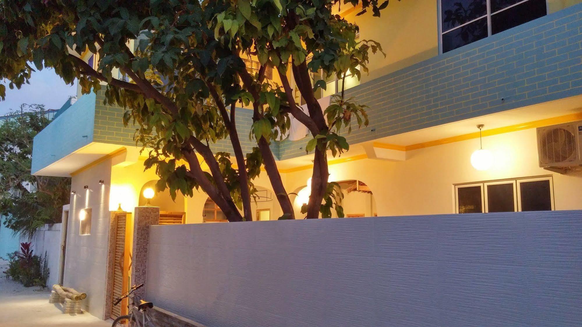 Select Village Maafushi Zewnętrze zdjęcie